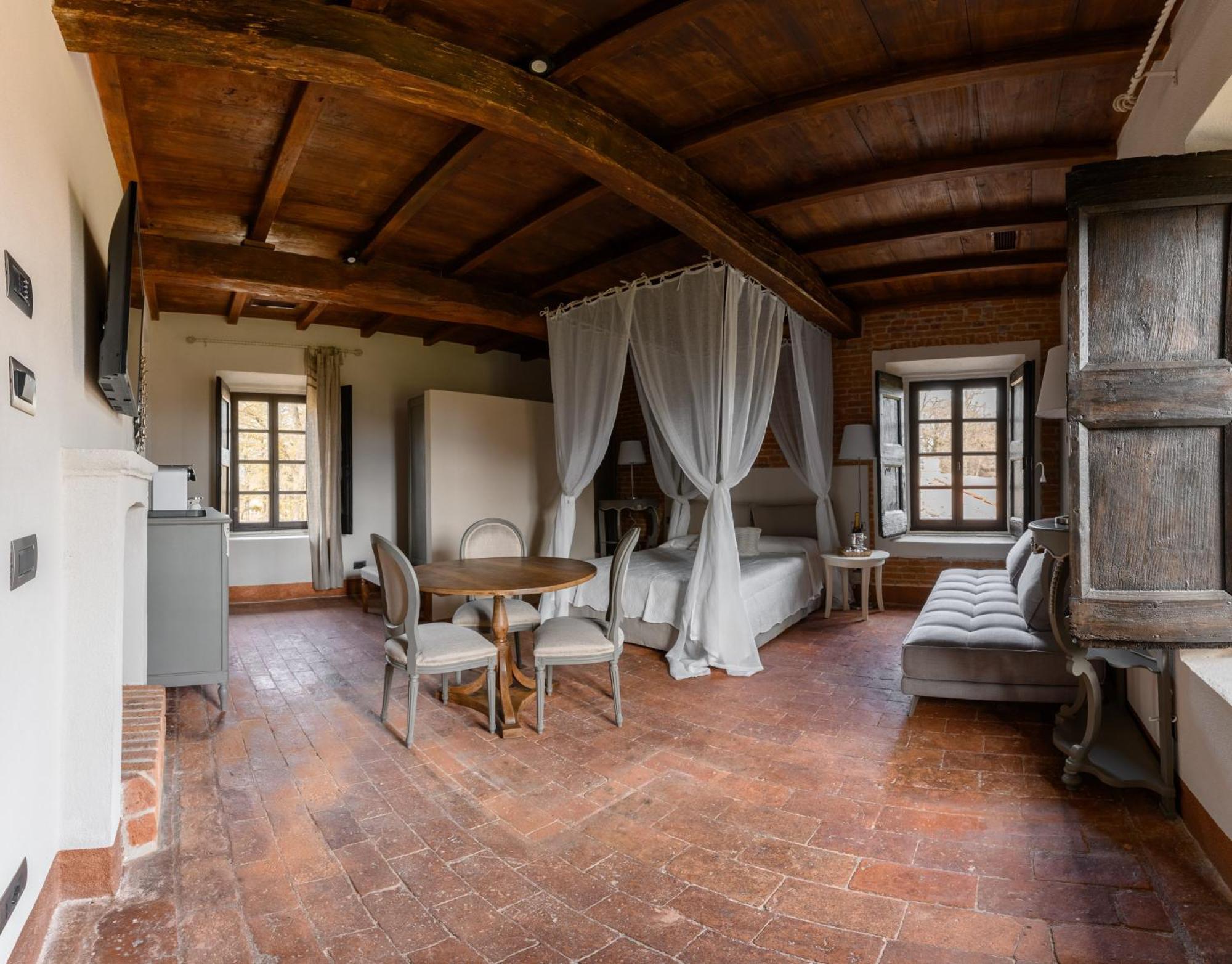 Castello Di Piovera المظهر الخارجي الصورة
